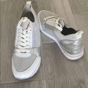 Michael Kors white/silver sneakers 7.5